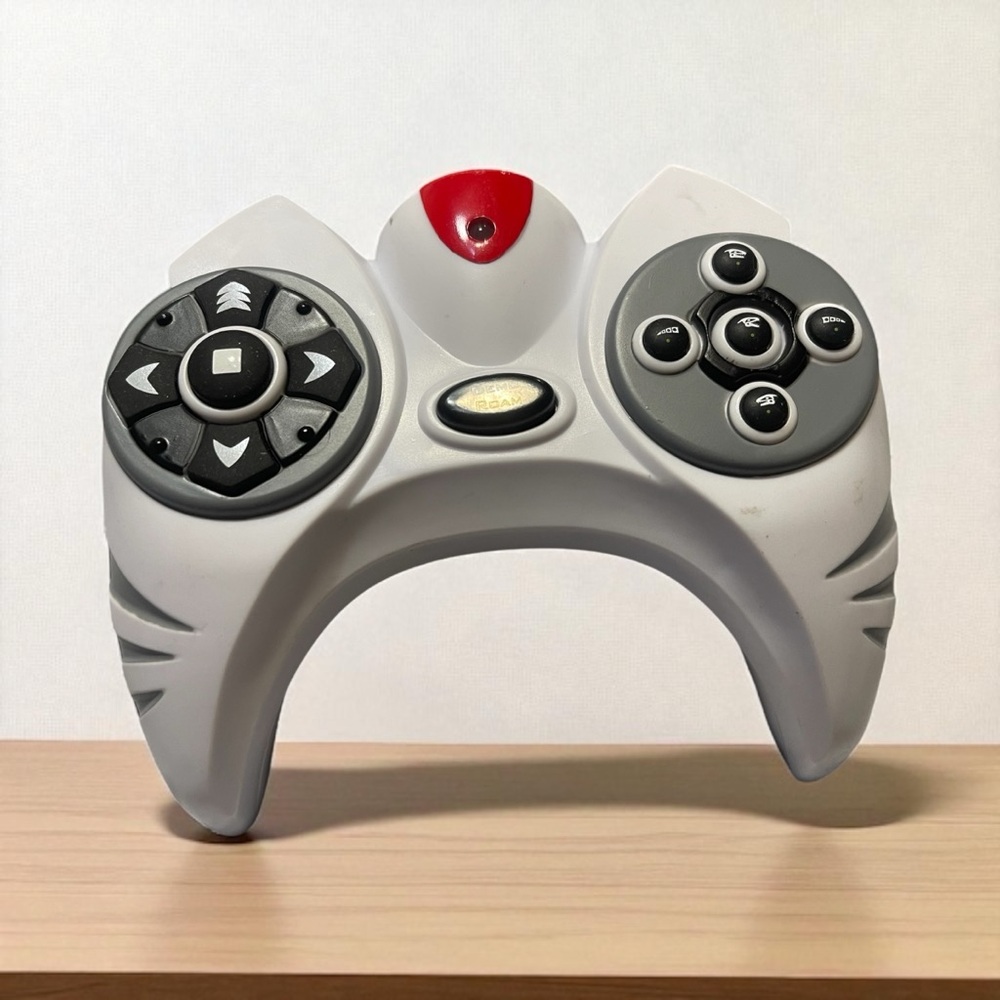 Wireless Game Controller - White and Black